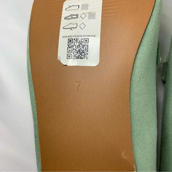 ASOS Design Mint Green Loafers with Chain Detail, size 9 - Picture 12 of 13